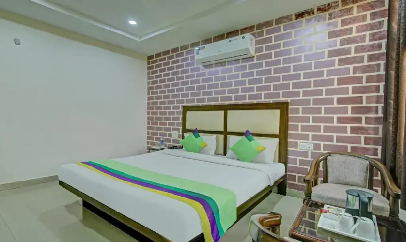 Treebo Trend Benz Mohali Phase 9
