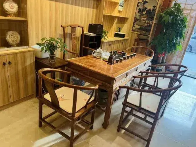 Maitu Hotel