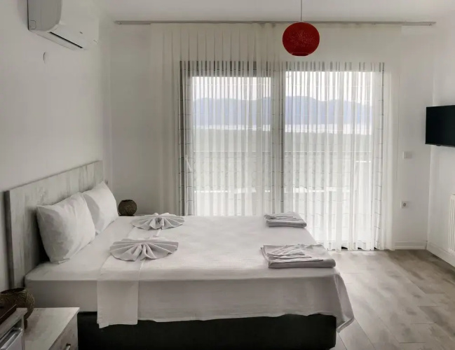 Beacon Hill Suites