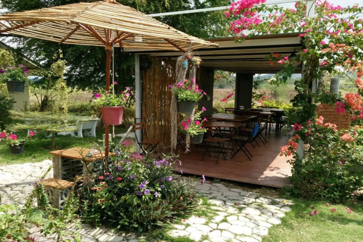 Les Collines Resort
