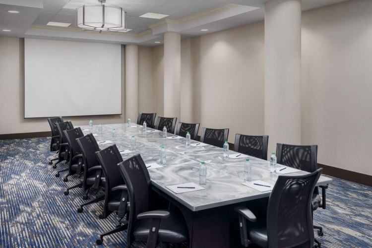 DoubleTree by Hilton Charlotte City Center photo 21