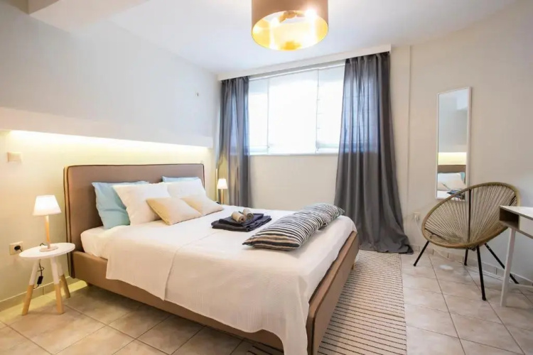 Anavyssos 1 bedrm 4 prs flat 5min walk from Beach