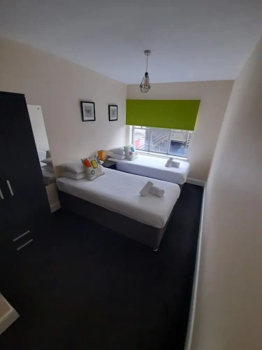Standard Triple room