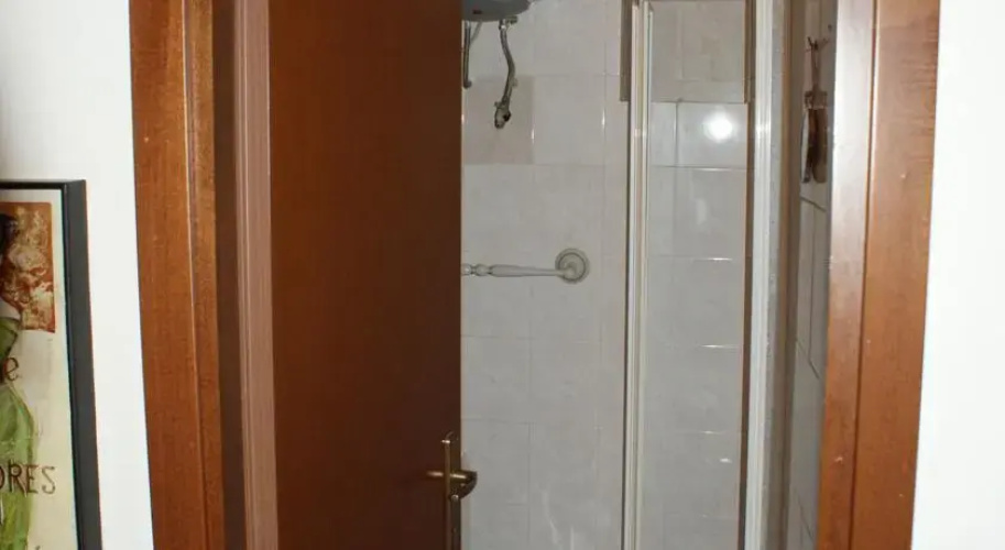 Piazza Bologna low cost