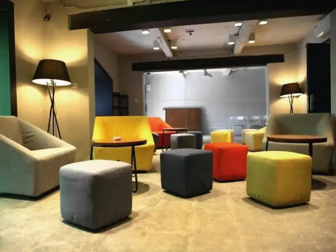 Yixiang International Youth Hostel