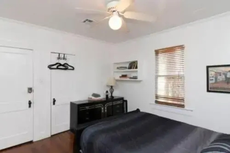 Cajun Hostel II