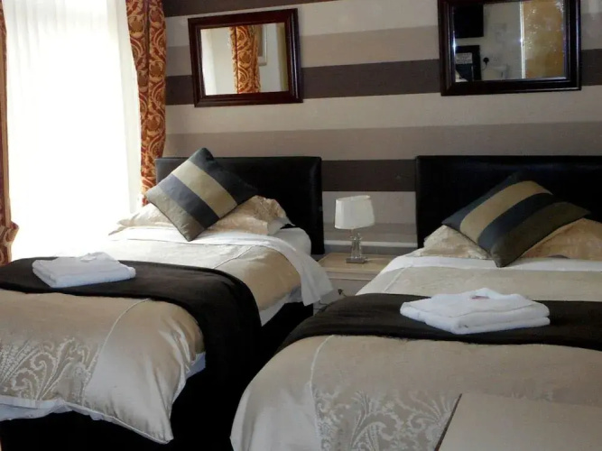 Roselea Hotel