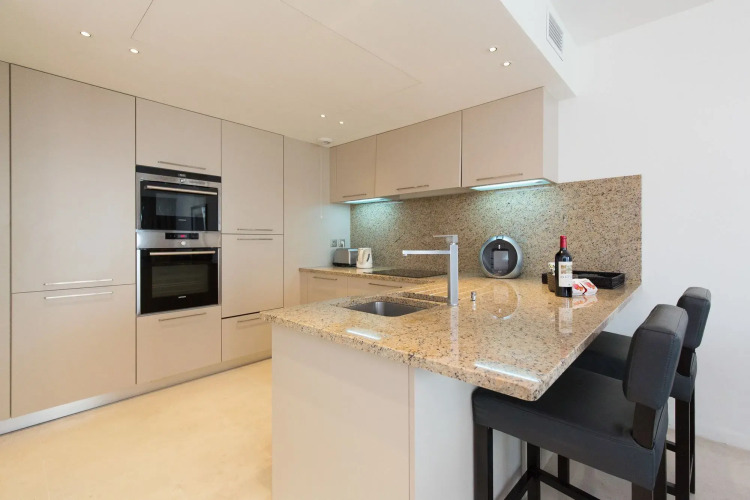 Carlton Riviera YourHostHelperOver view