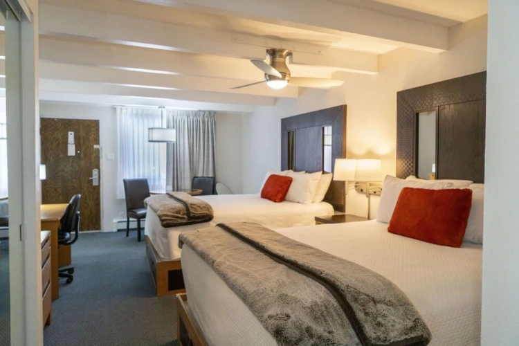 Deluxe Quadruple room with river view