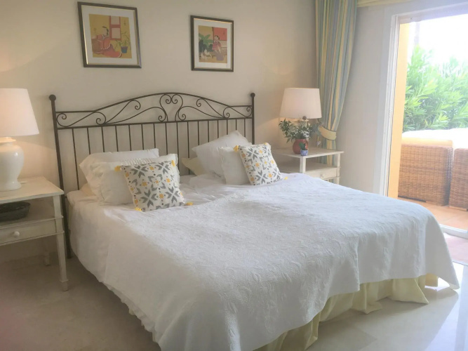 8841 - Grand Front Line Location – Heated Pool