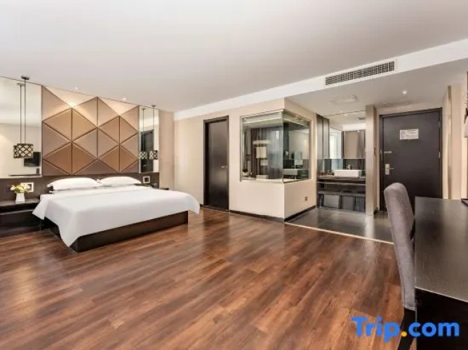 Premier Suite