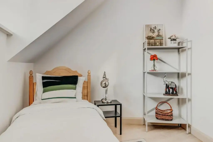 Spacious - 140 square meters Apartment, Vilnius City Centre