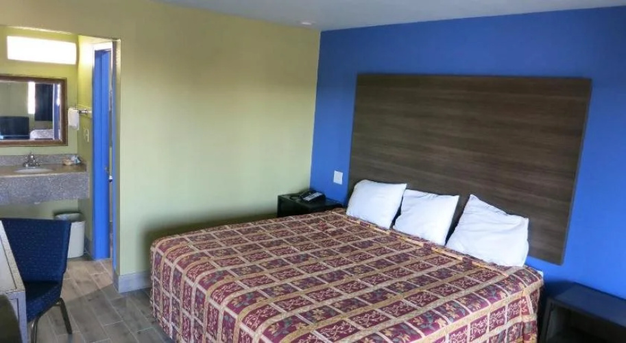 Gateway Motor Inn