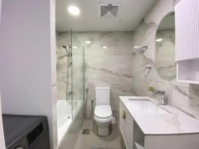 Sophisticated Living 2BR Gem in dxb gate