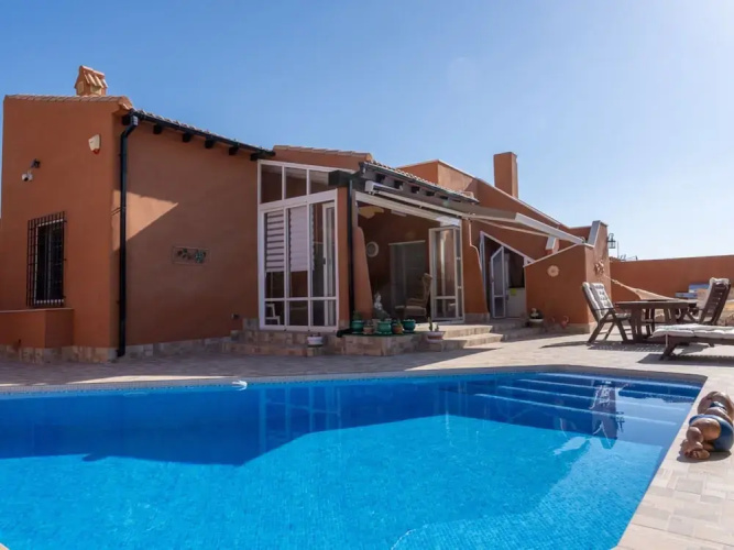 Villa in Fortuna With Private Pool