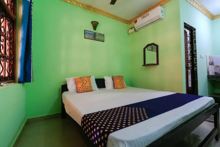 Spot ON 64796 Vailankanni Guest House