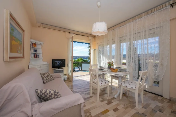 1 Bedroom Family Apartment