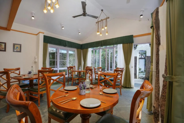 Summit Bougainvillea Tea Resort