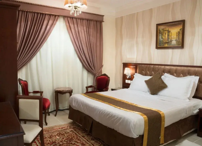 Safari Hotel Suites