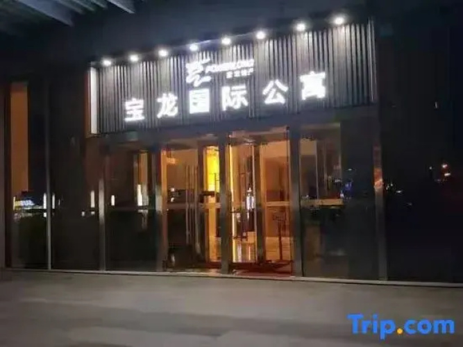 Spreading Apartments