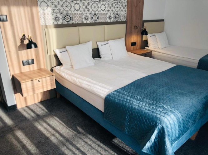 Standard Triple room with balcony