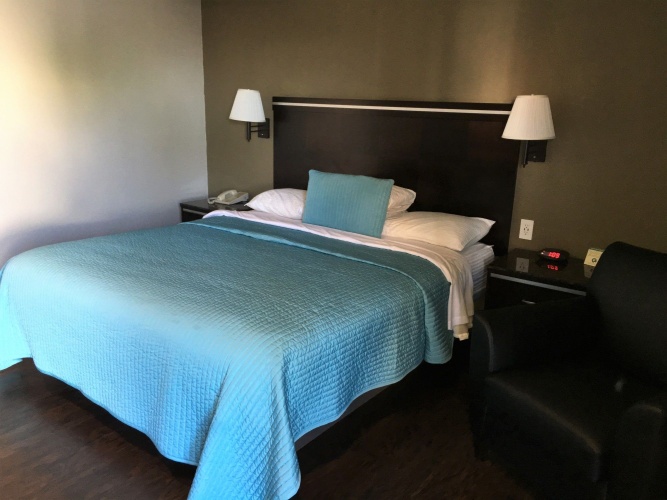 Hawthorne Plaza Inn photo 6