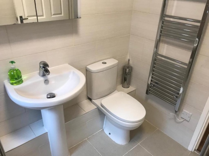 2 Bedrooms Apartment
