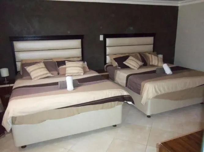 Desert Oasis Lodge