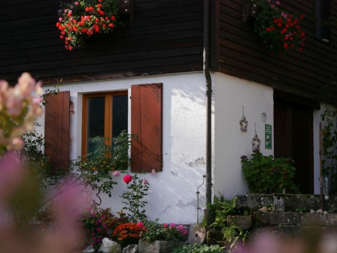 2 Bedrooms Cottage