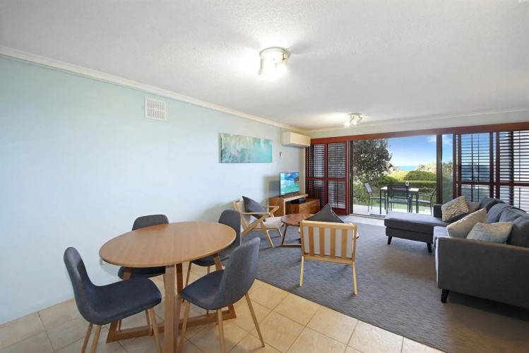 Unit 2, Biriny Lodge, 1686-1689 David Low Way Coolum Beach