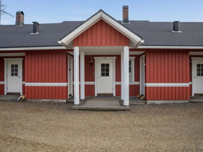 Yllaskarpalo 2 keskimmainen