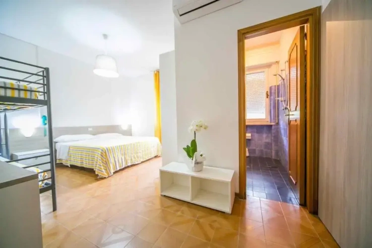 Standard Quadruple room