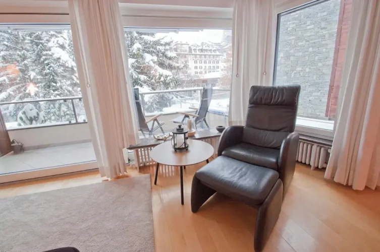 Apartment Lora