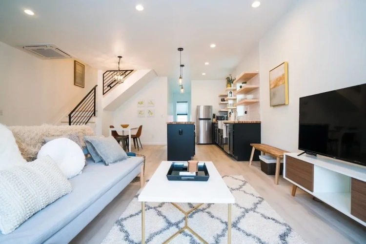 2 Bedrooms Cottage