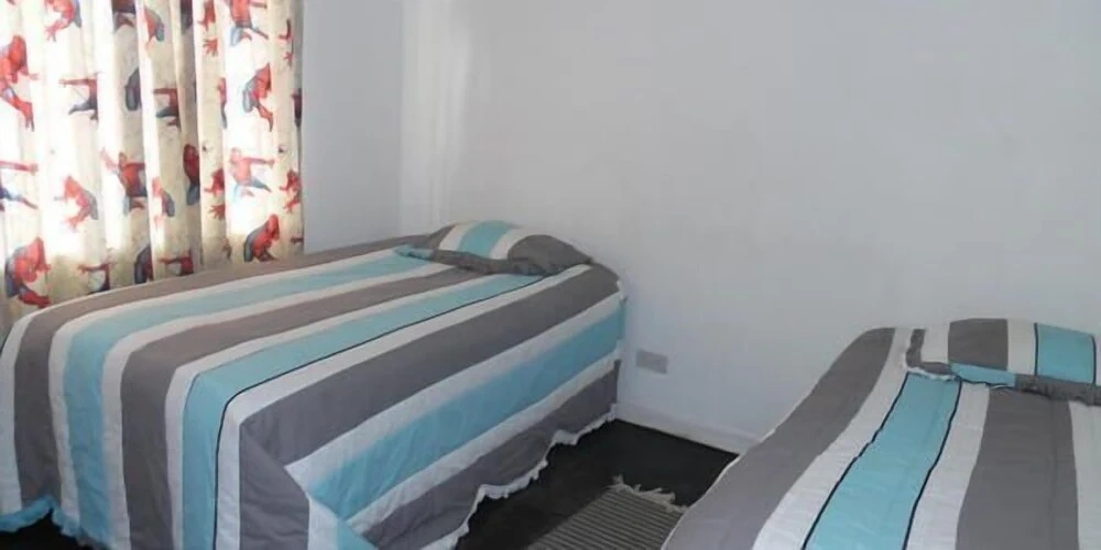 4 Bedrooms Family Cottage