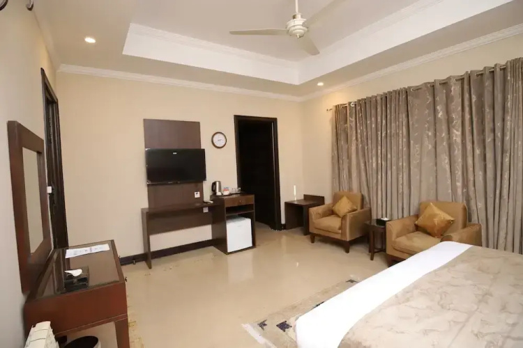 Margalla Hill Residencia
