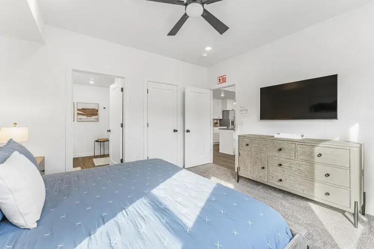 Starlight Crossing 4 Bedroom Condo