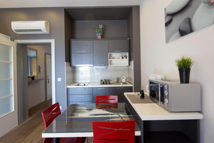 1 Bedroom Apartment with sea view