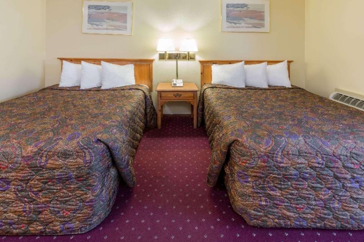 Quadruple room