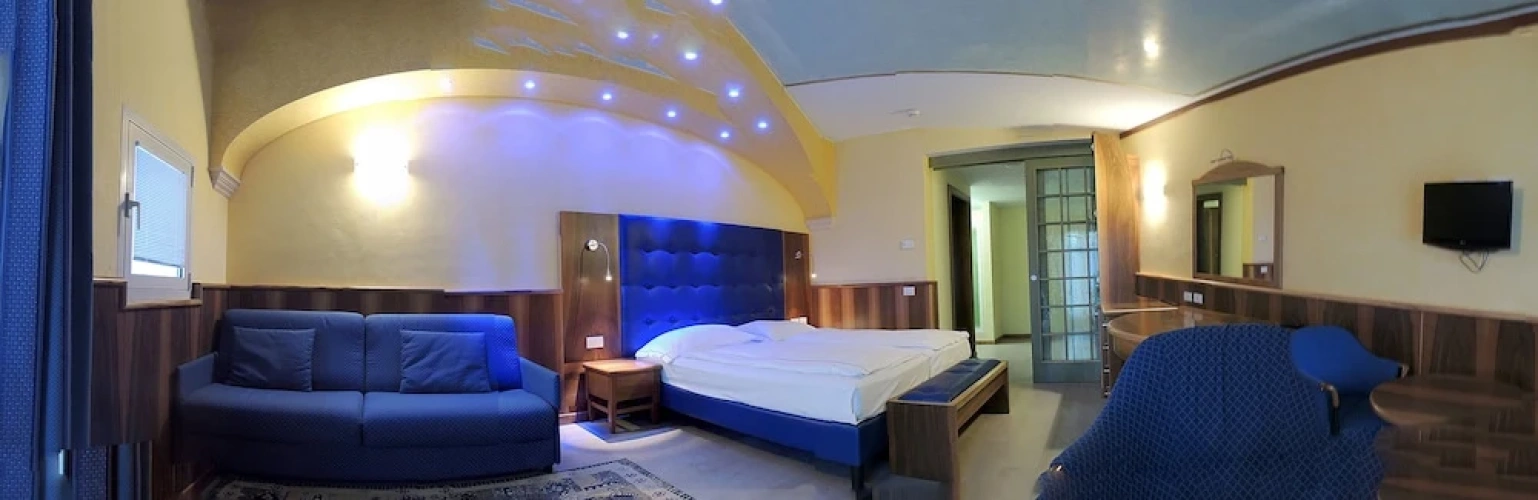 Junior Suite with balcony