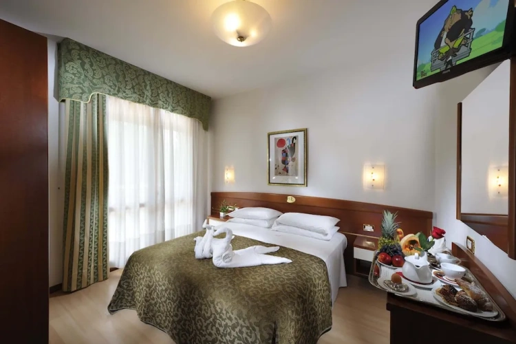 Economy Double room with balcony and with garden view