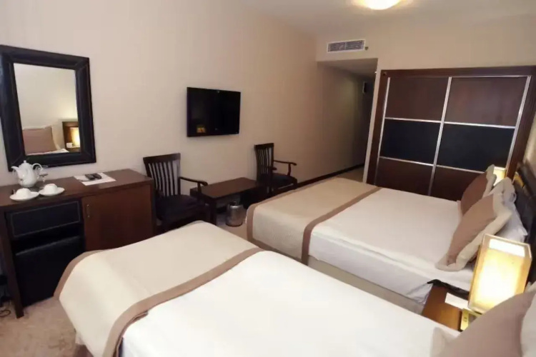 Dreamlife Hotel