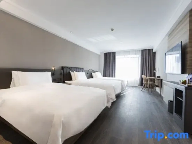 Triple Suite