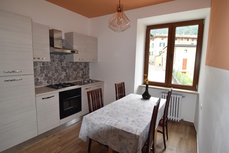 1 Bedroom Sextuple Apartment