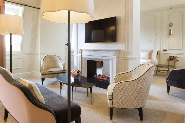Hotel Le Narcisse Blanc & Spa