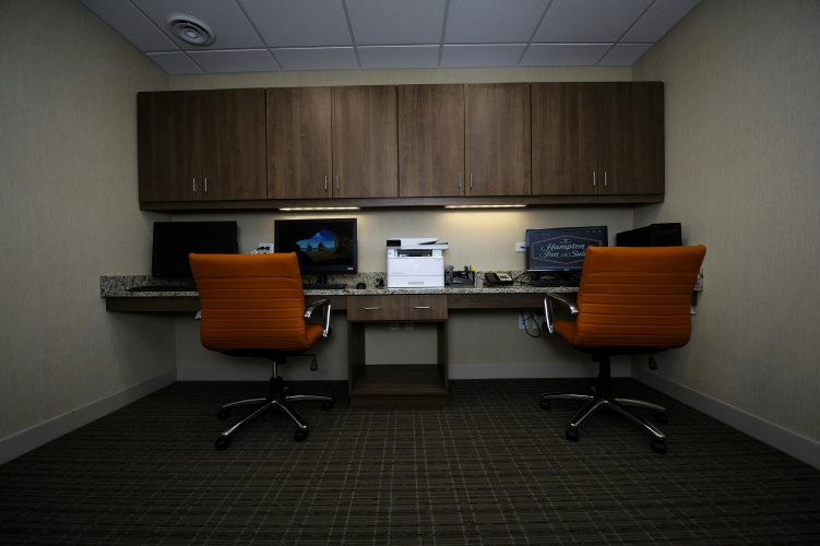Hampton Inn & Suites by Hilton Truro photo 32