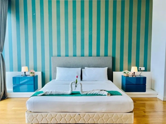 3 Bedrooms Premium Apartment with city view