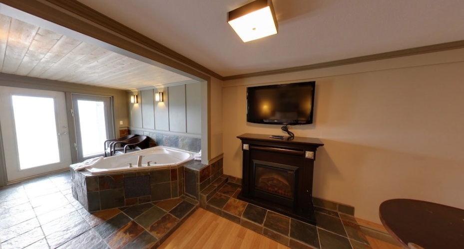 Days Inn by Wyndham Golden photo 21
