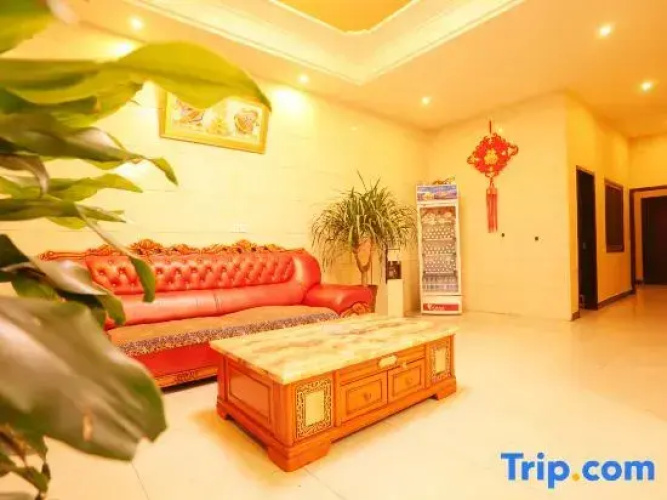 Yueyang Business Inn