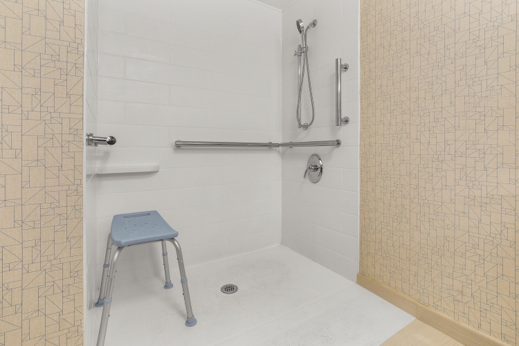 Holiday Inn Express & Suites Tacoma photo 12